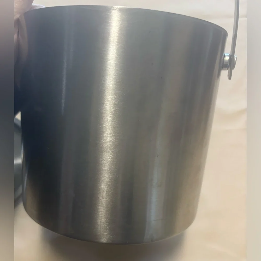 Stainless Steel Ice Bucket With Handle‎ And Lid 7” Tall